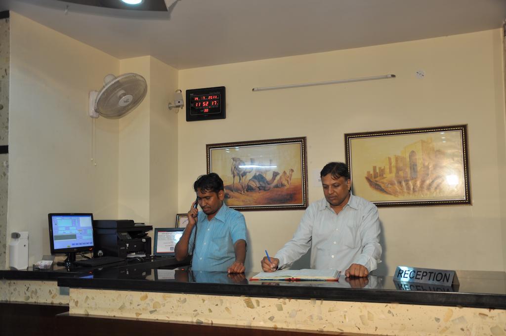 Hotel Metro Jaipur Extérieur photo