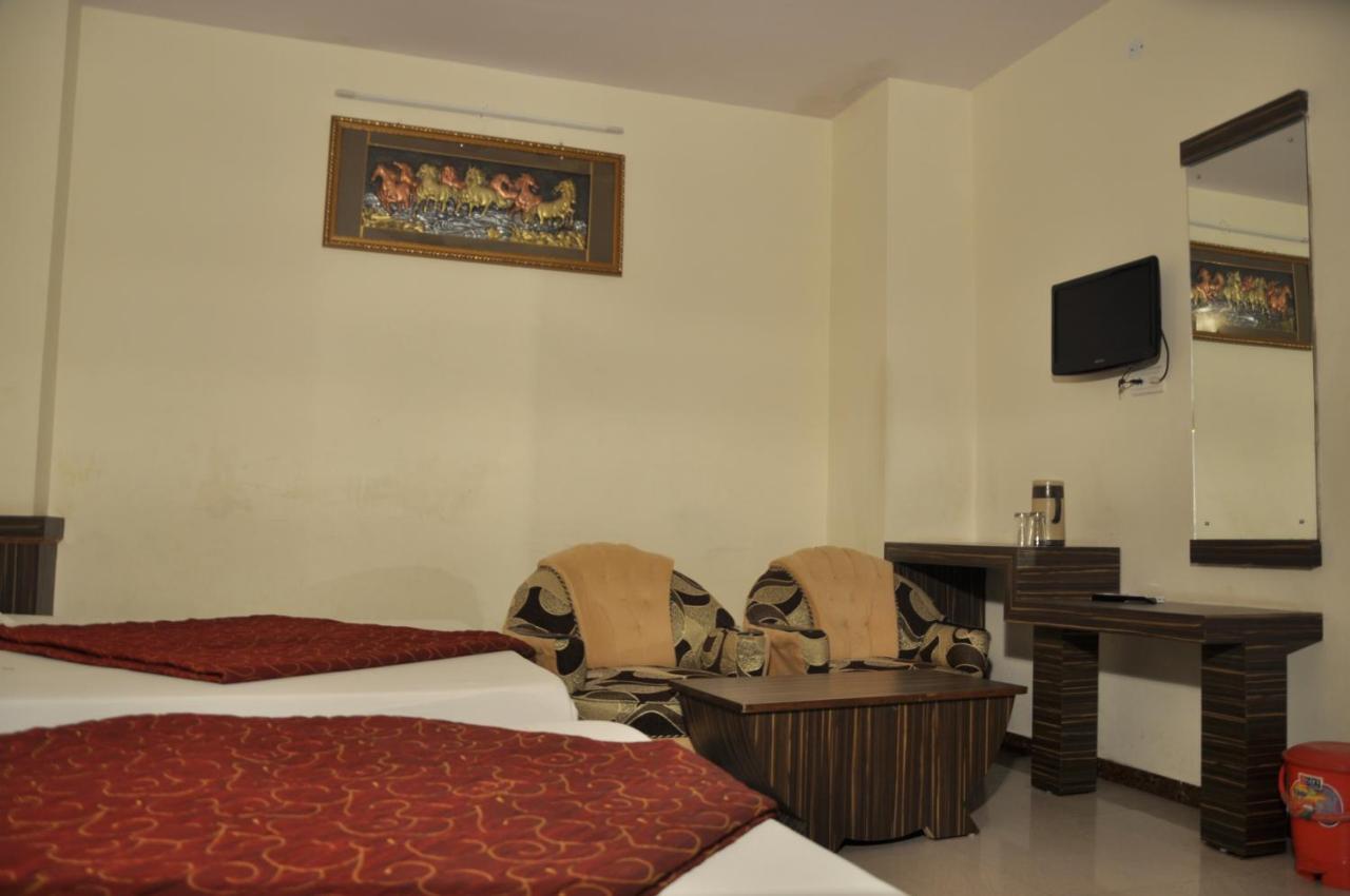 Hotel Metro Jaipur Chambre photo